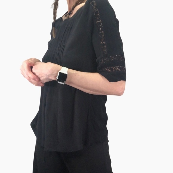 Loft Gauzy Pintuck Blouse Top Sz XS Black Embroidered Short Sleeve Boho Feminine - Picture 3 of 9